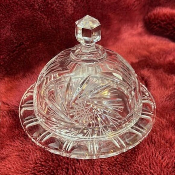 Cut Crystal Domed Butter/Cheese Dish -Star Pinwheel Design - Elegant - Picture 1 of 11